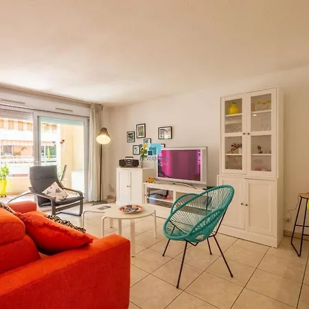 2 Pieces Raphael Proche Apartment Saint-Raphaël