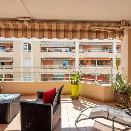 2 Pieces Raphael Proche Appartement *